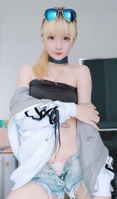 邻居的女儿_字幕高清版在线观看