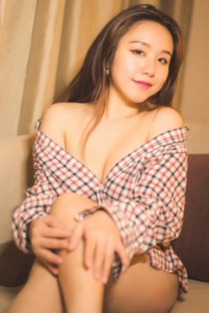 台湾伦理高潮满床春水_4K在线播放观看