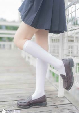 四名女大学精油按摩5_4K高清视频播放