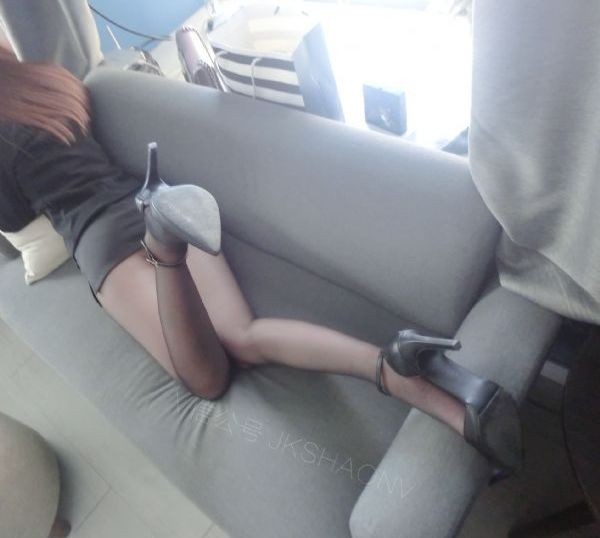 空房间 电影_720电影全集观看