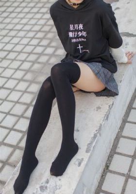 年轻的妈妈在线免费观看_超清免费观看超清